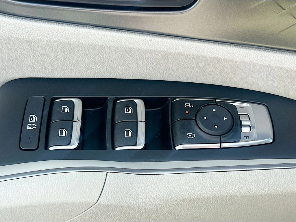 New 2026 Interstellar Gray Kia EX image 18