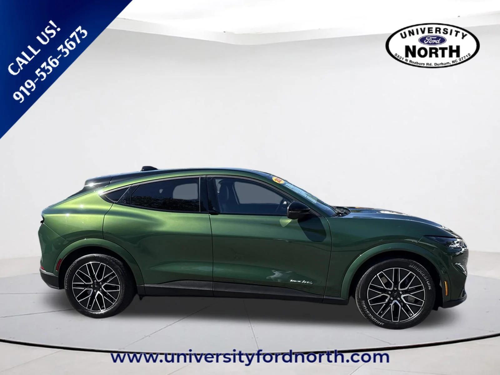 Used 2025 Green Metallic Ford Premium image 8
