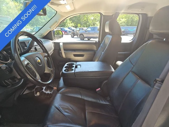 Used 2013 Black Chevrolet LT image 10