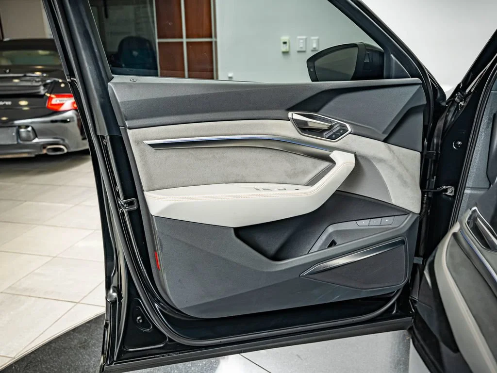 Certified Used 2024 Mythos Black Metallic Audi Prestige image 20