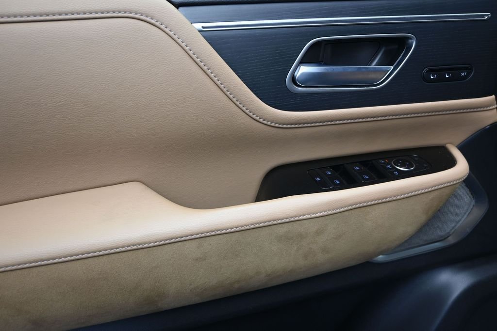 Certified Used 2025  INFINITI SENSORY image 11