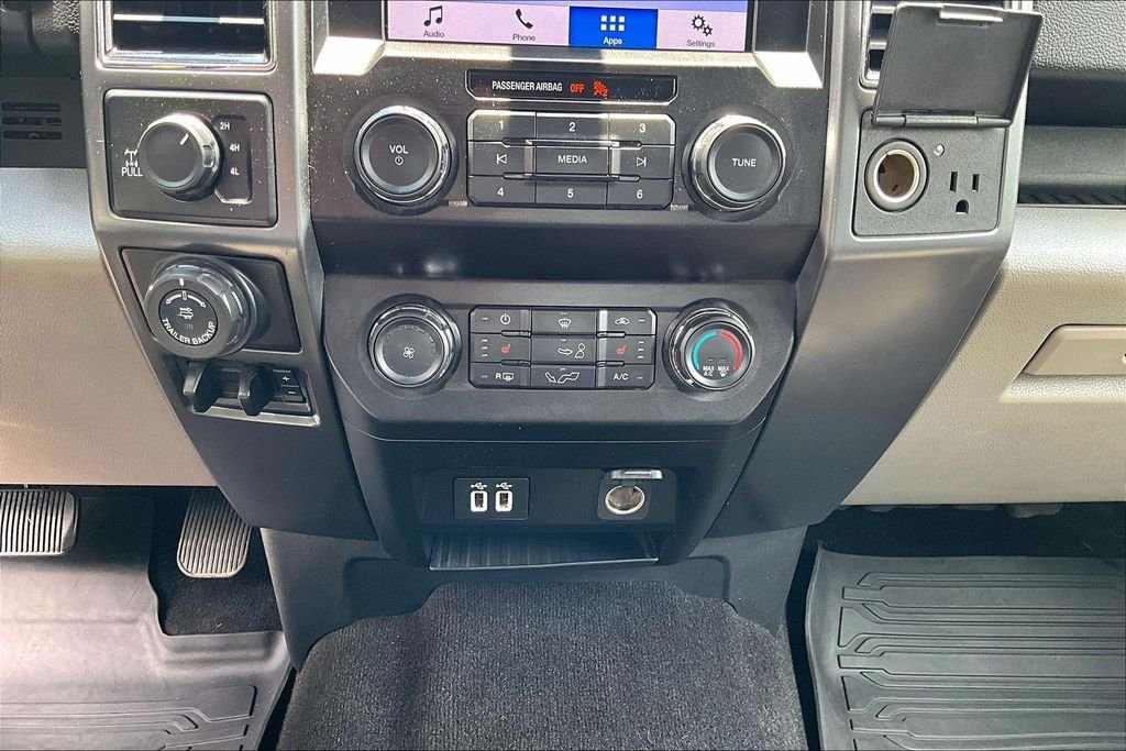 Used 2019 Gray Ford XLT image 36