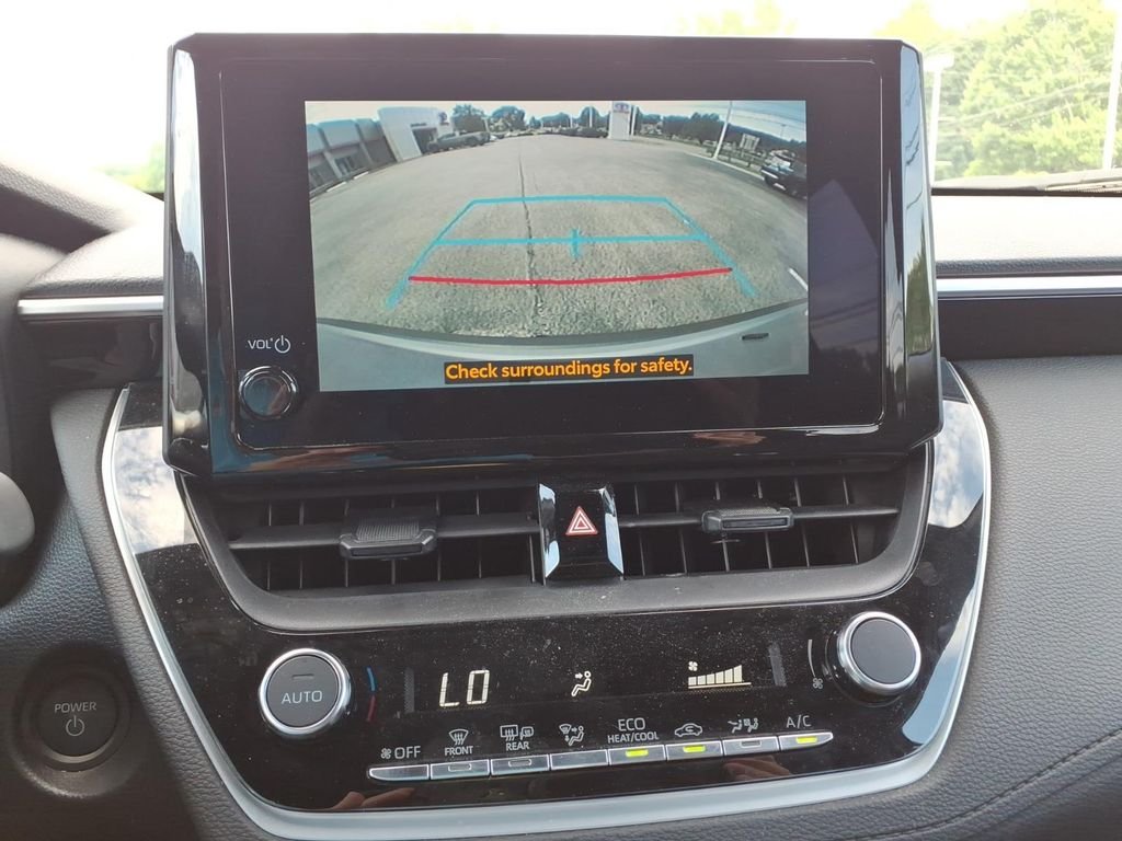 Used 2024 Sonic Silver/Jet Black Toyota Hybrid SE image 18
