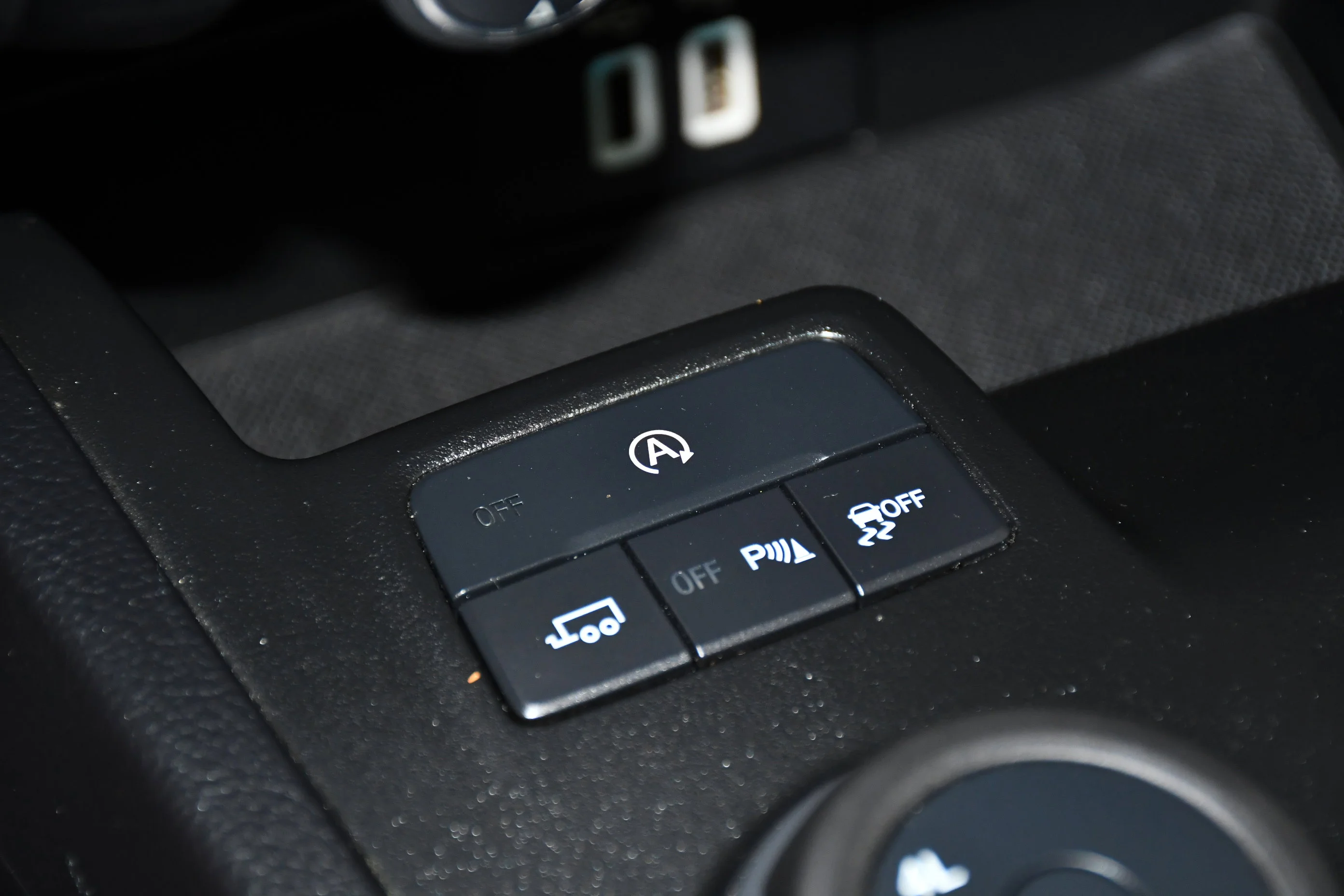 Used 2021 Black Ford LARIAT image 35