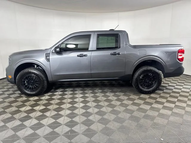 Used 2025 Gray Ford XL image 7
