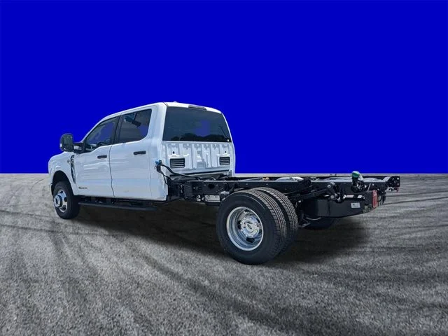 New 2026 White Ford XLT image 5