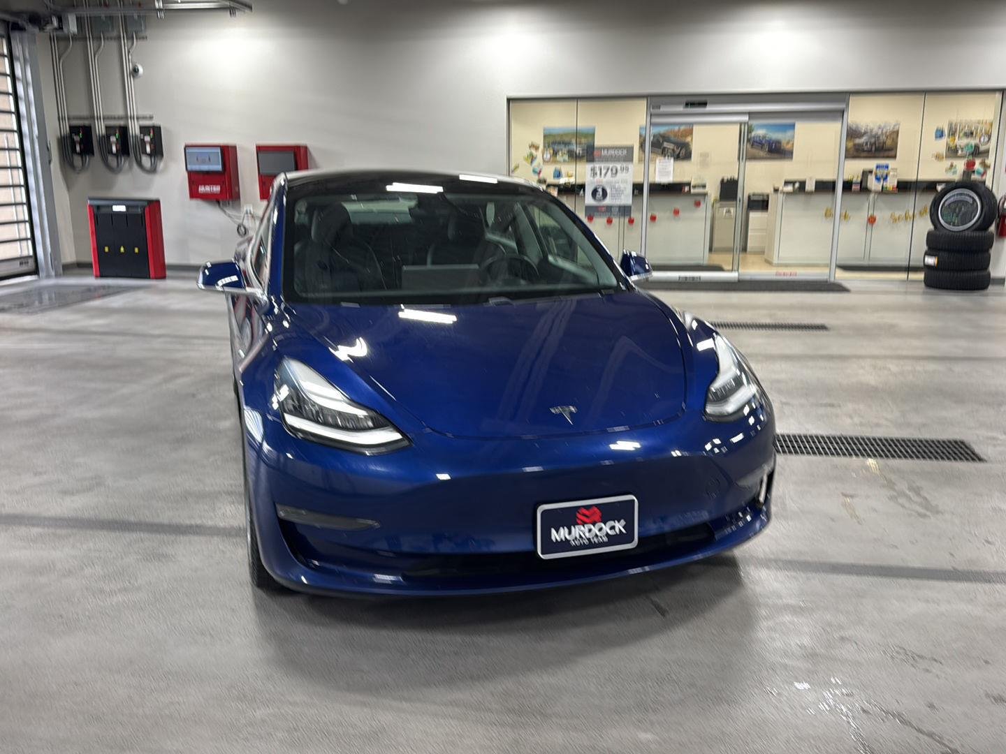Used 2020 Pearl White Multi-Coat Tesla Standard Range image 10