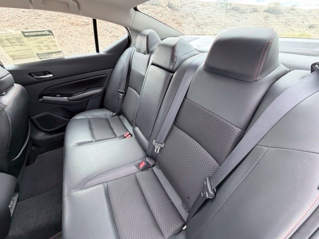 2025 Nissan Altima SR - Photo 24