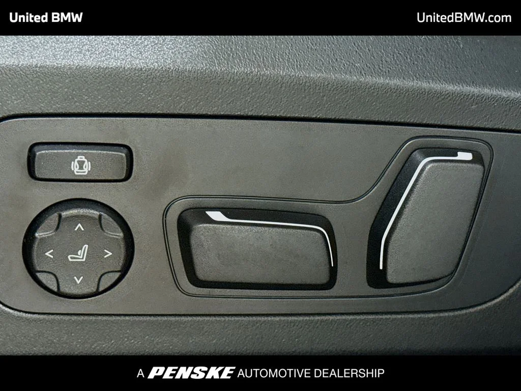 Used 2026 Tanzanite Blue II Metallic BMW 30 xDrive image 4