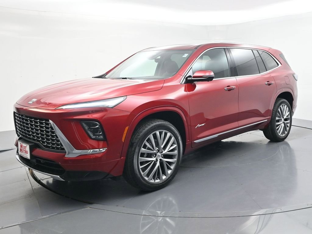 2026 Buick Enclave Avenir AWD's photo