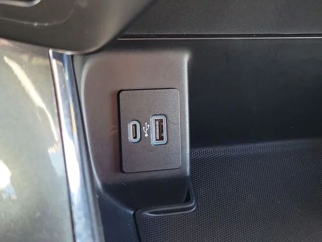 Used 2022 Gray Ford XLT image 28
