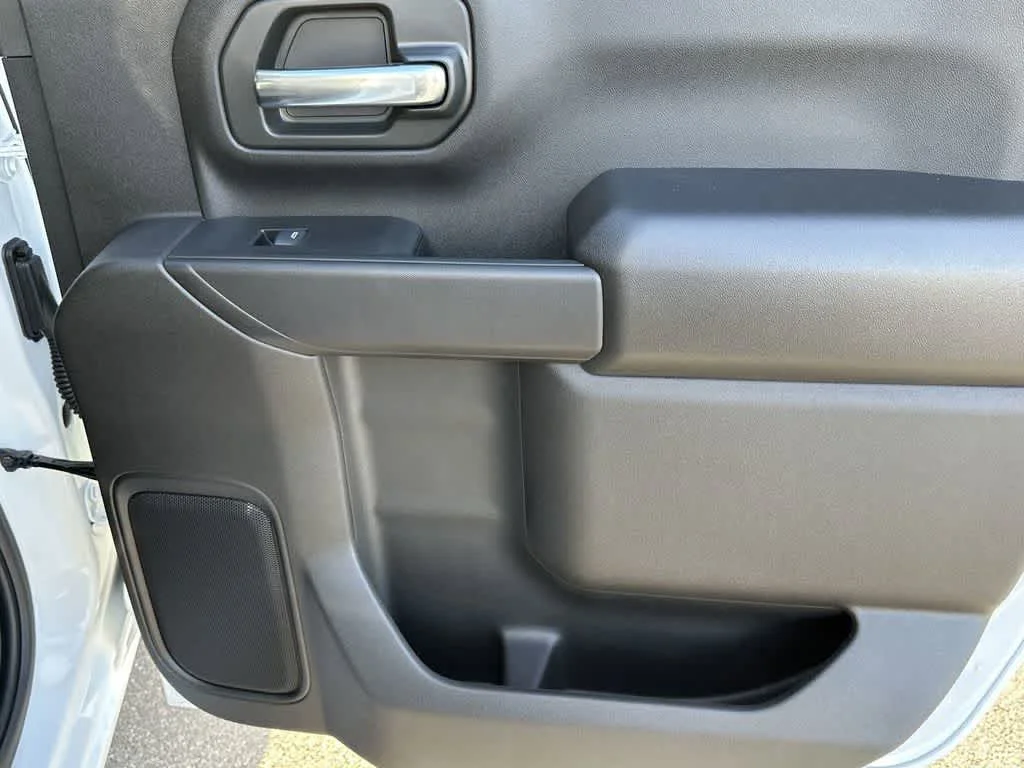 2025 GMC Sierra 3500HD Pro - Photo 31