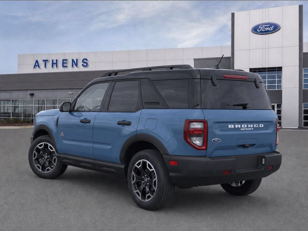 New 2026 Azure Gray Metallic Tri-Coat Ford Outer Banks® image 4