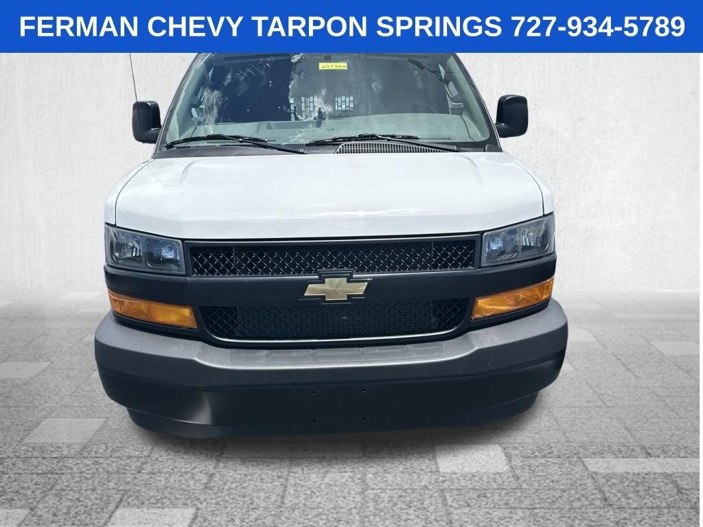 2025 Chevrolet Express Cargo Work Van - Photo 10