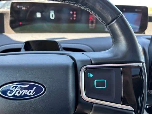 Used 2025 White Ford Platinum image 29