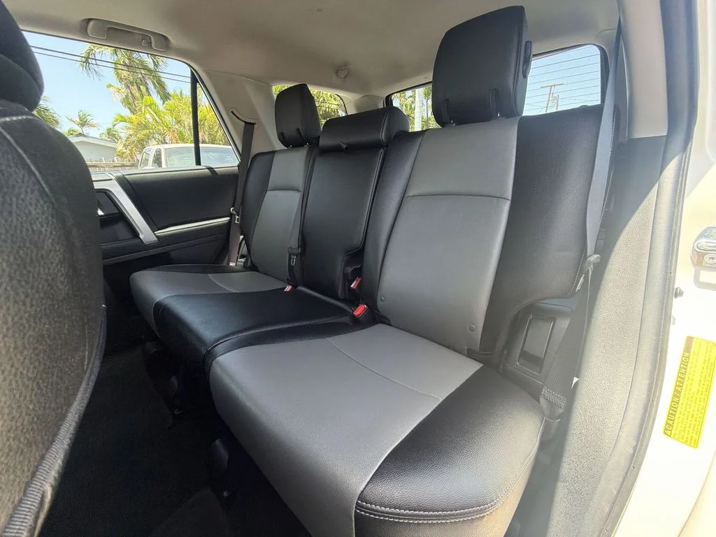 Used 2023 White Toyota SR5 Premium image 32