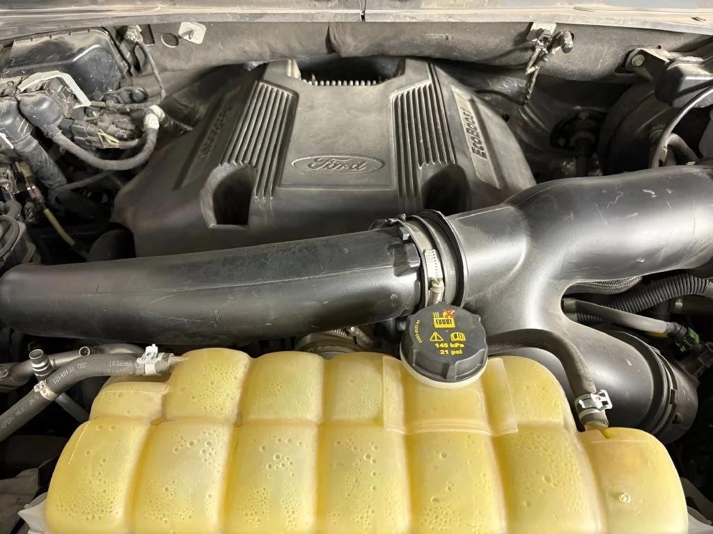 Used 2020 Black Ford Limited image 41