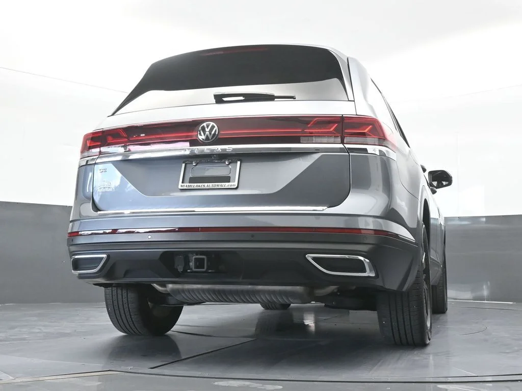 Used 2024 Platinum Gray Metallic Volkswagen 2.0T SE w/Technology image 59
