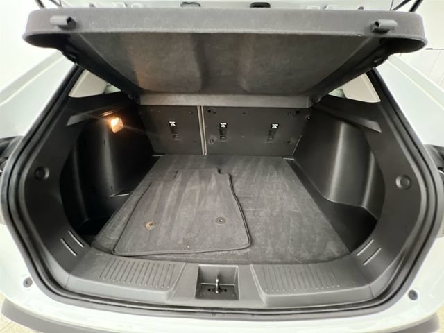 Certified Used 2024 Summit White Chevrolet ACTIV image 36