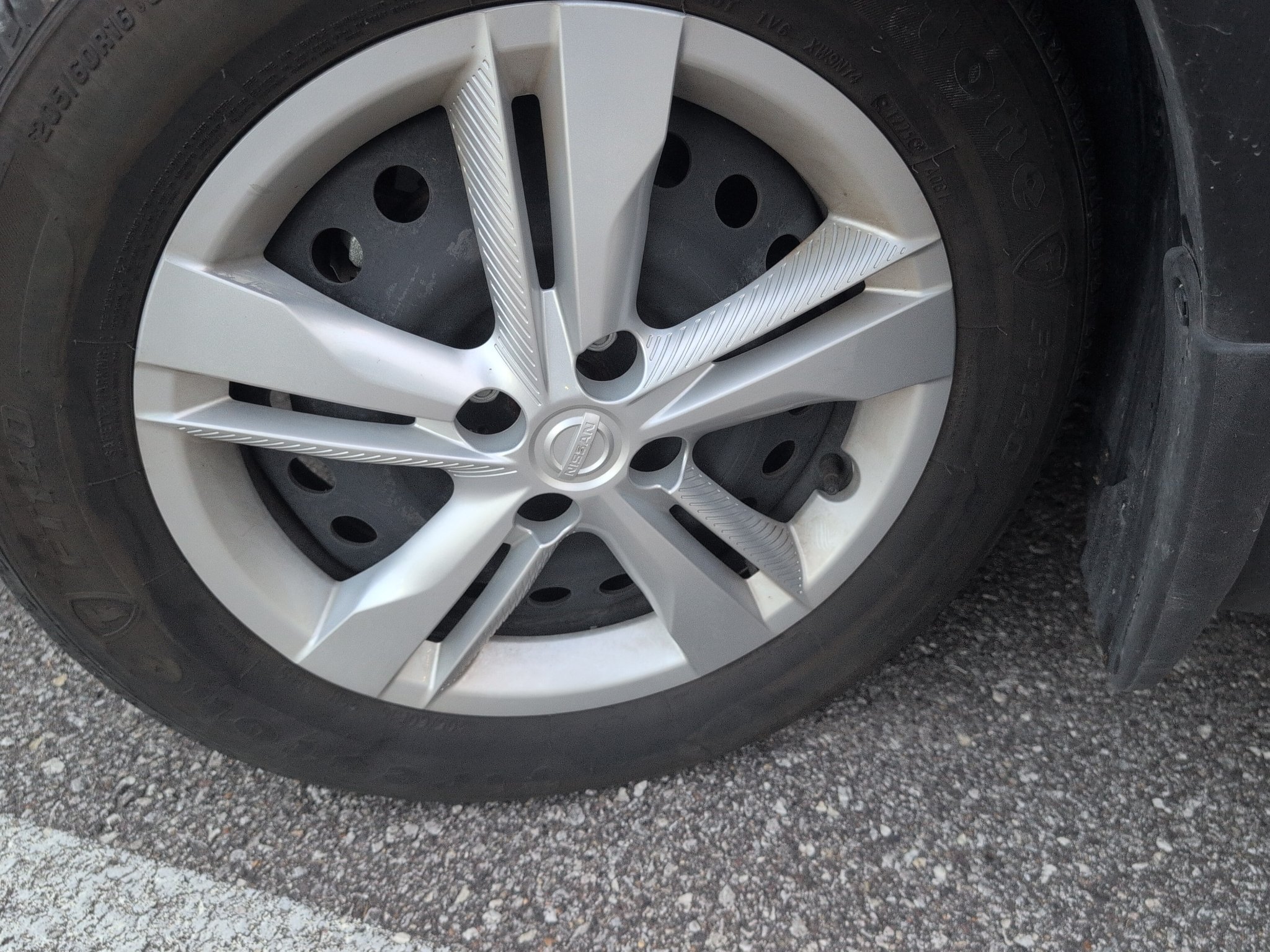 Used 2025 Blue Nissan S image 10