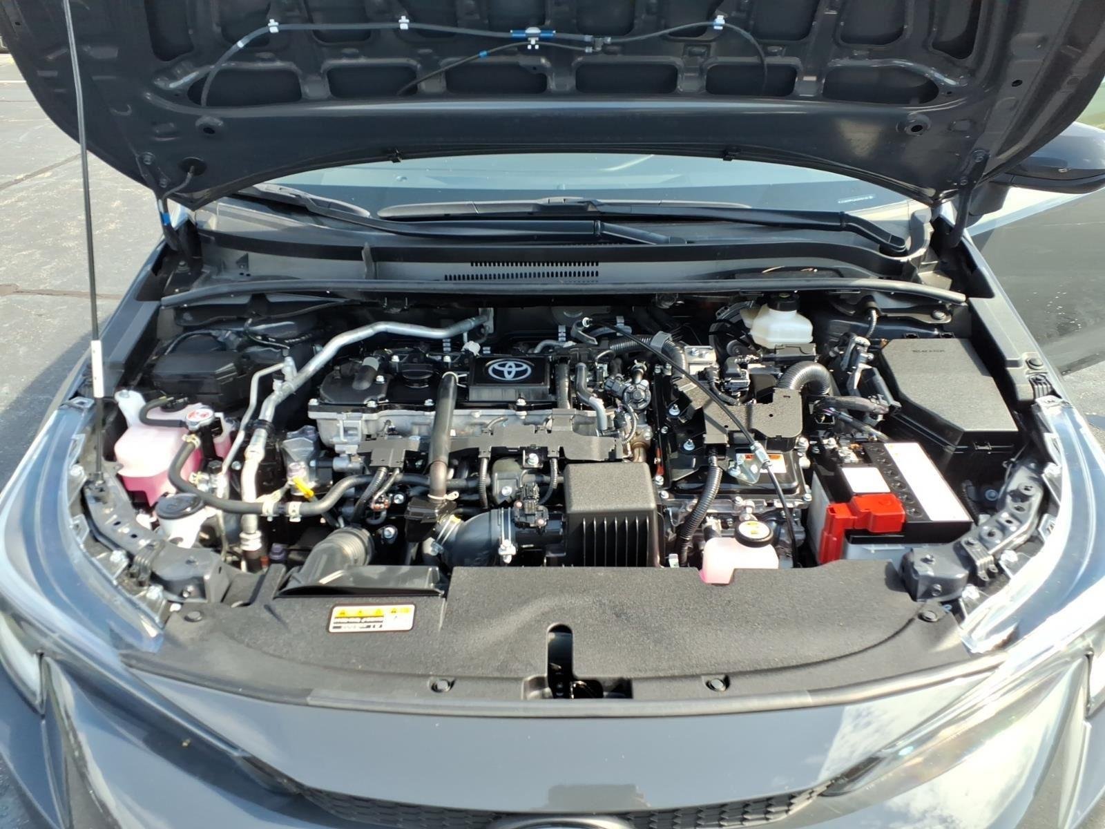 Used 2025 Underground Toyota Hybrid LE image 27