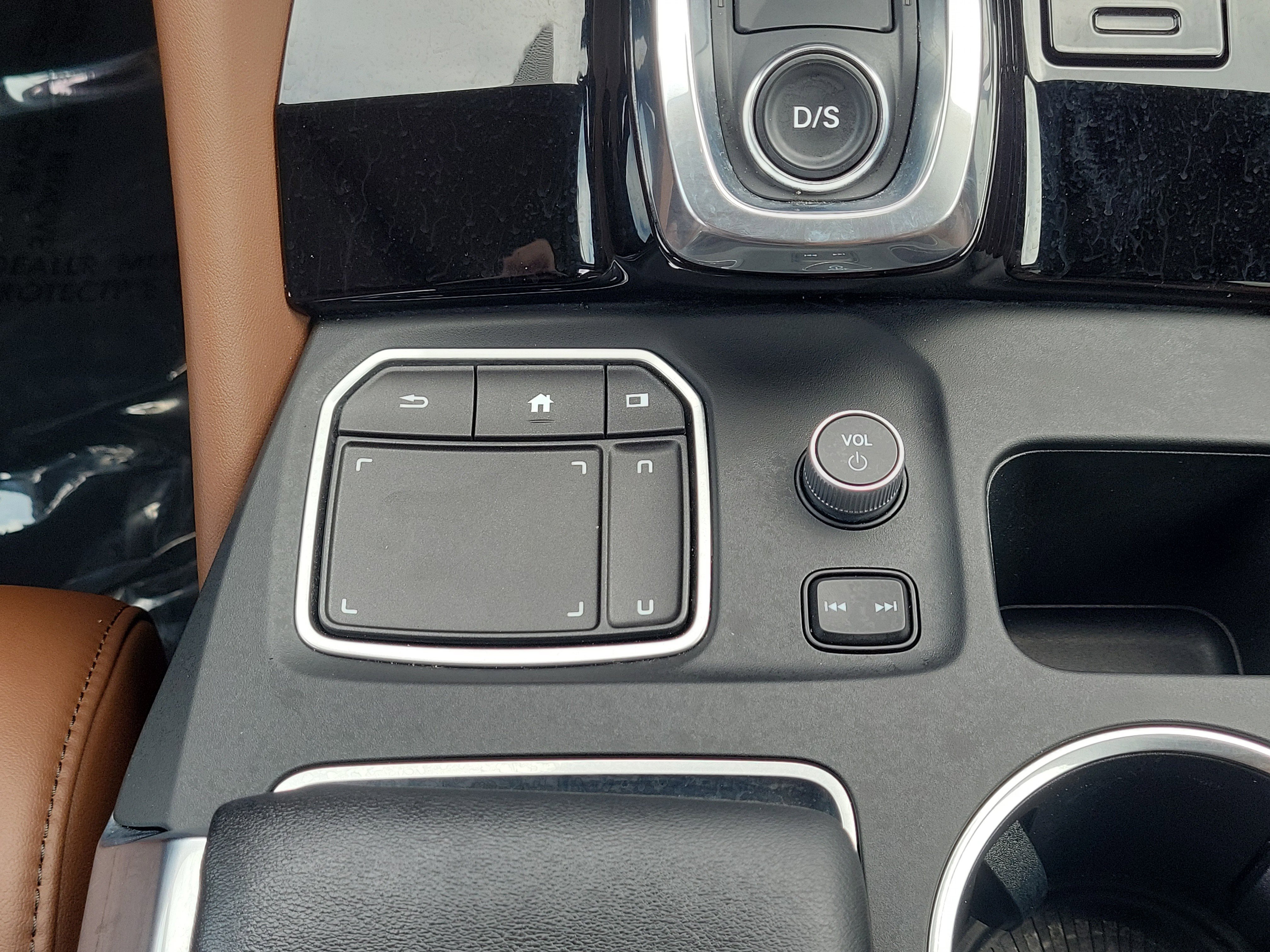 Used 2023 White Acura Technology image 19