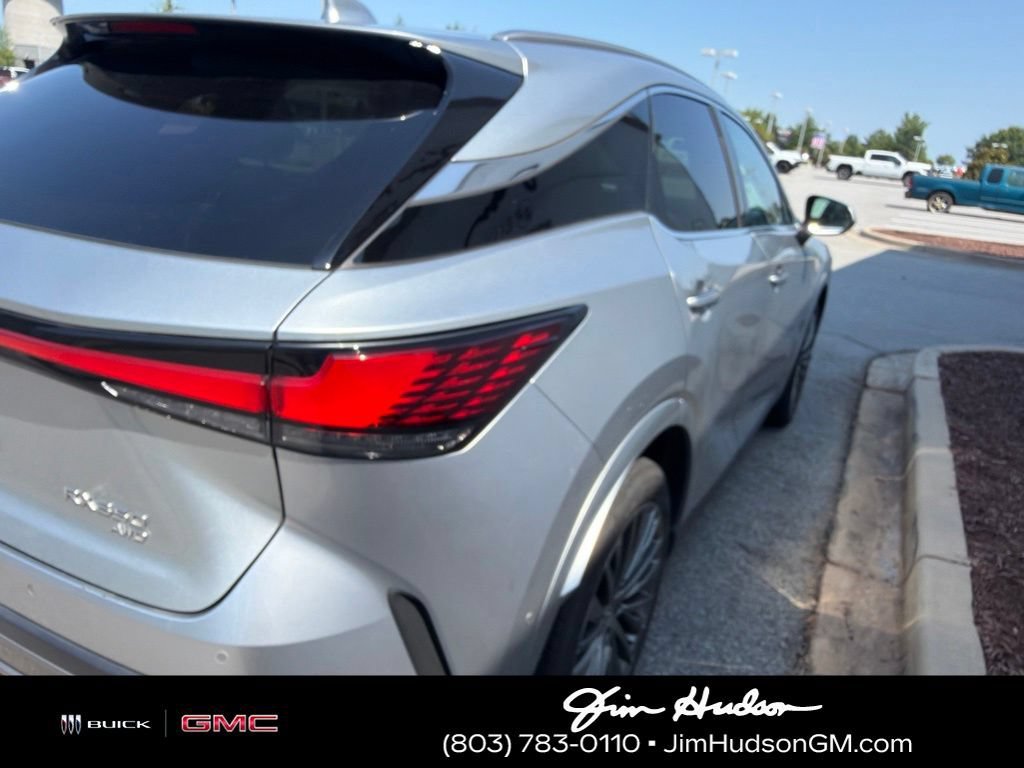 Used 2024 Silver Lexus Luxury image 5