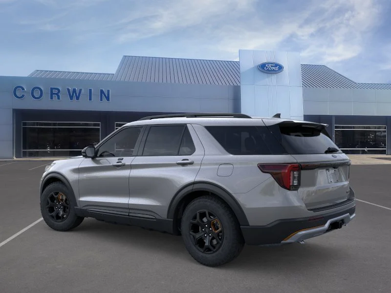 New 2026 Carbonized Gray Metallic Ford Tremor® image 5