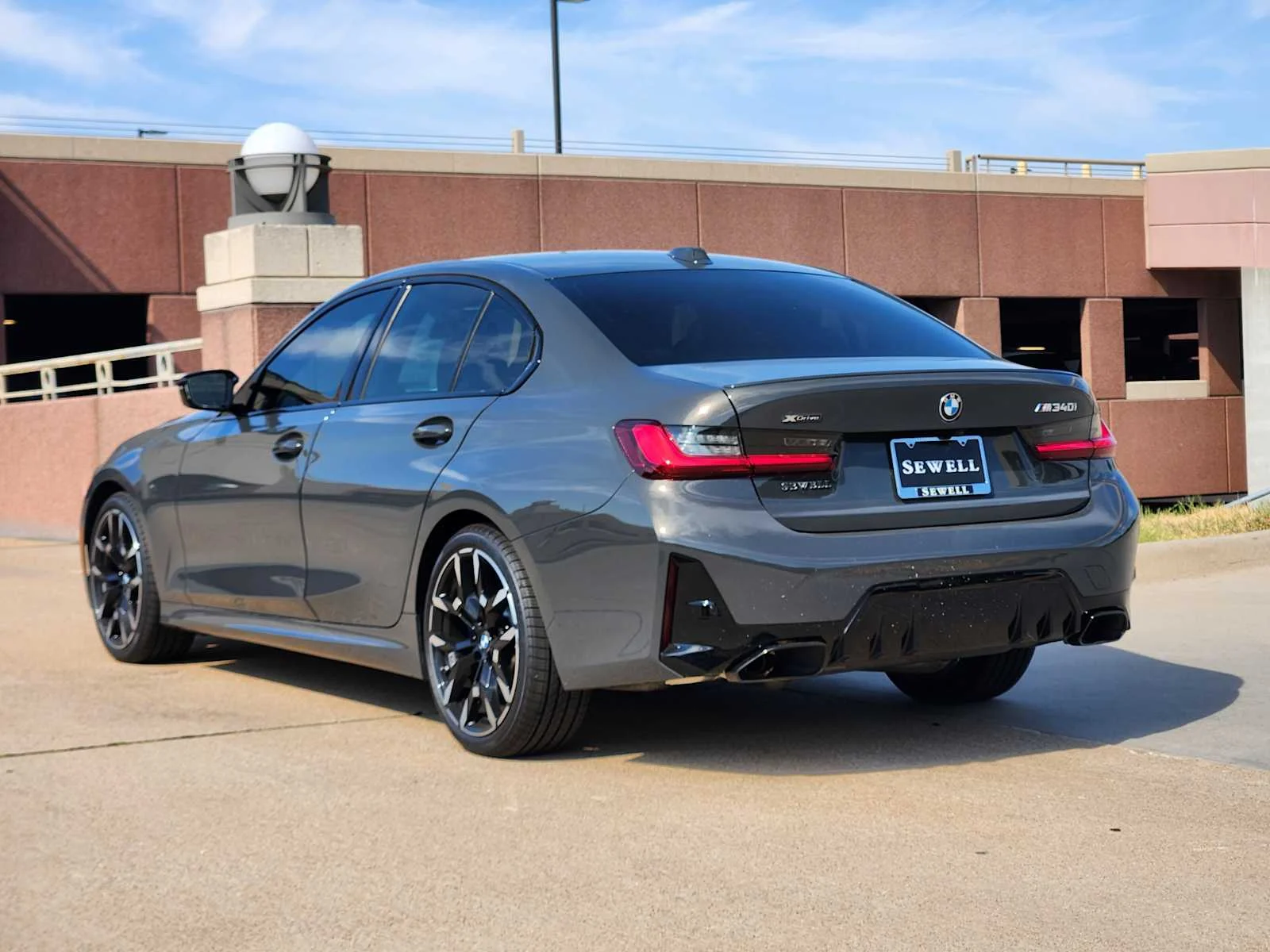 New 2026 Dravit Grey Metallic BMW M340i NA xDrive image 3