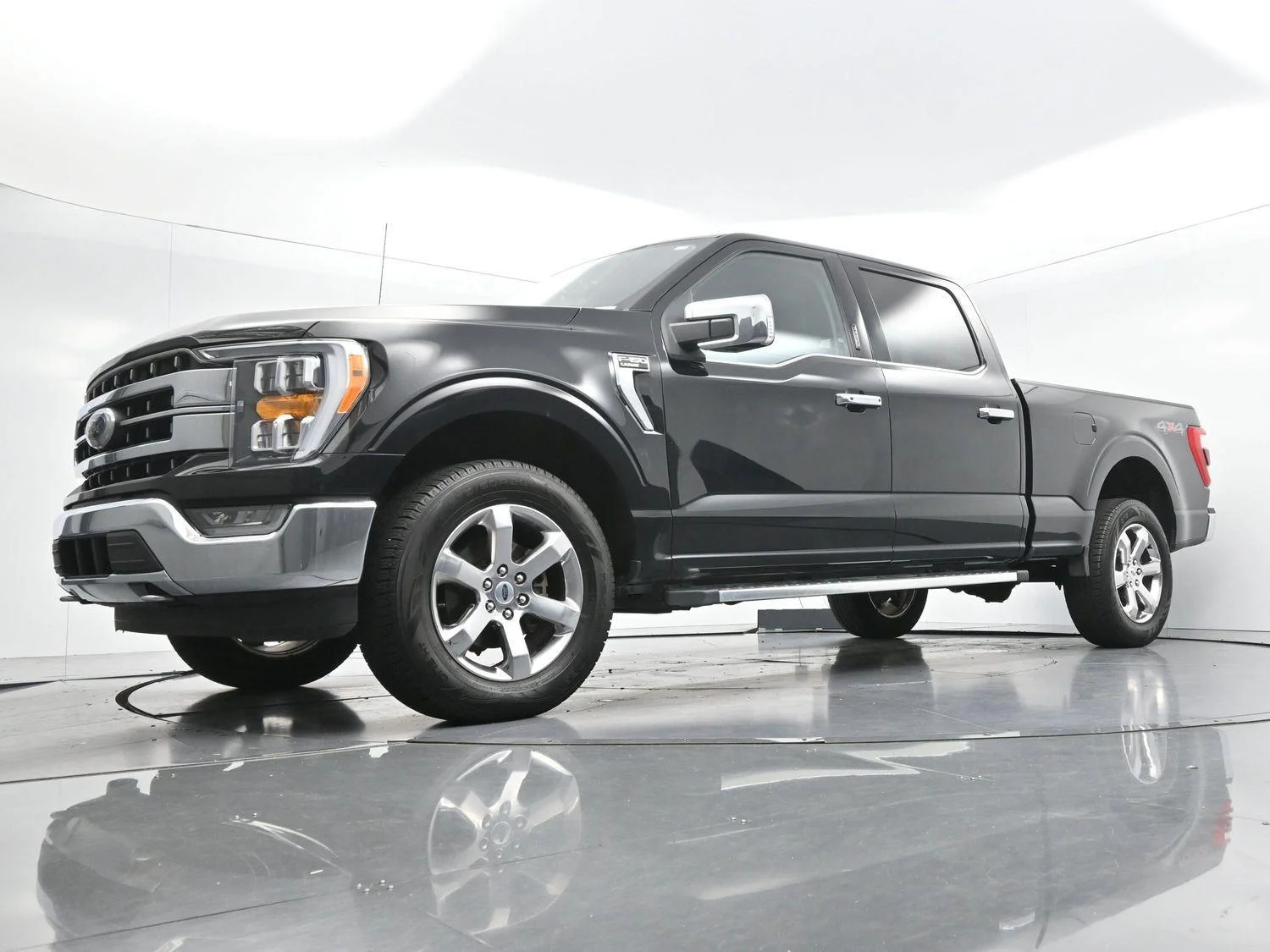 Used 2023 Black Ford XL image 48