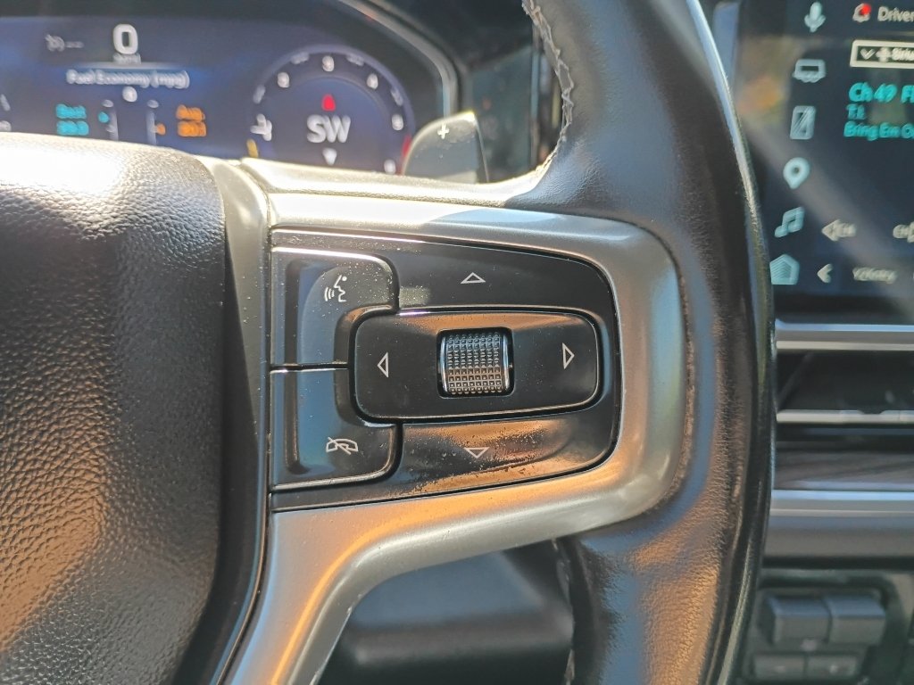 Used 2025 Summit White Chevrolet LT Trail Boss image 31