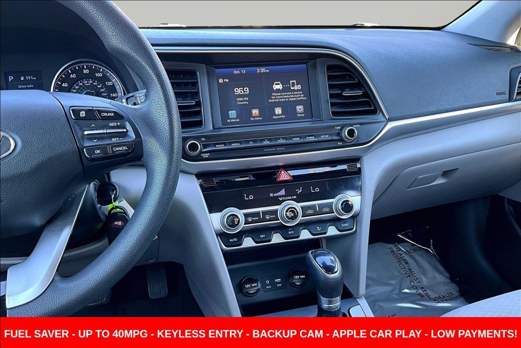 Used 2020 Silver Hyundai SEL image 9