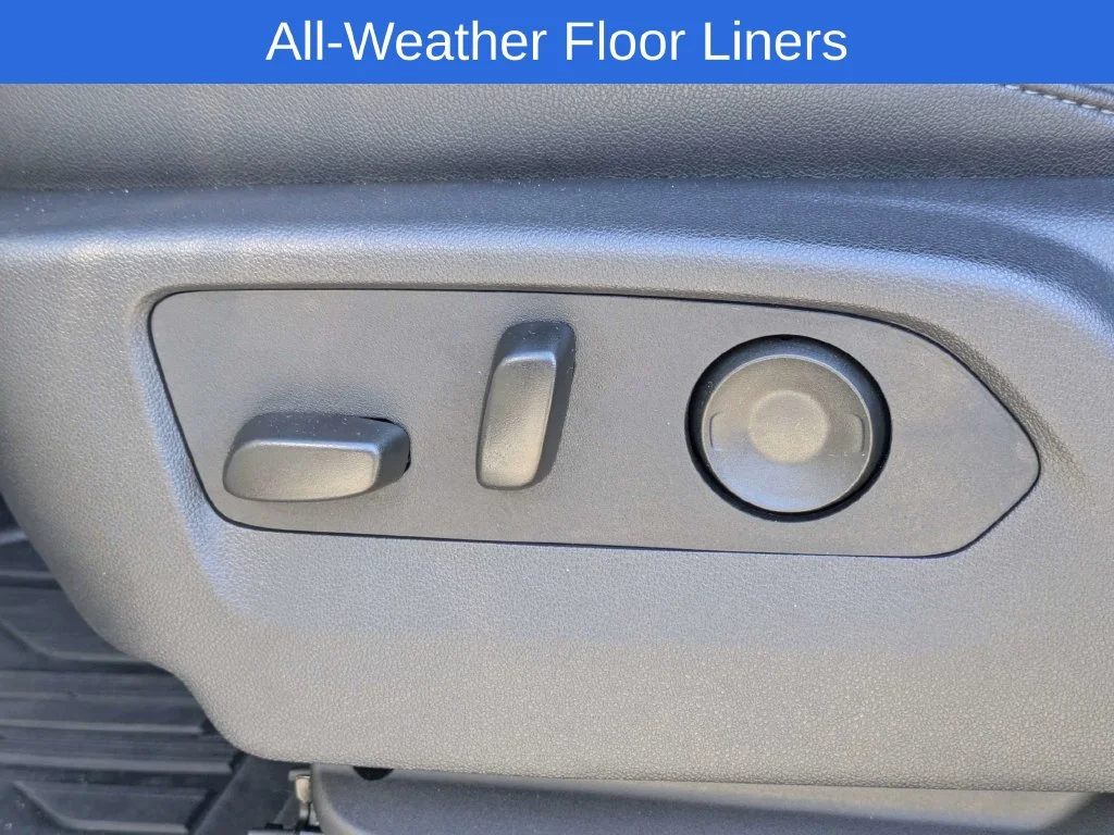 Used 2026 Silver GMC SLT image 21