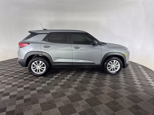 Used 2026 Gray Chevrolet LS image 7