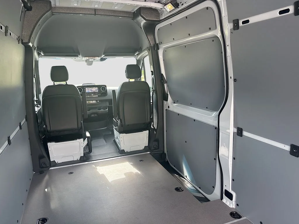 New 2026  Mercedes-Benz Cargo 170 WB image 12