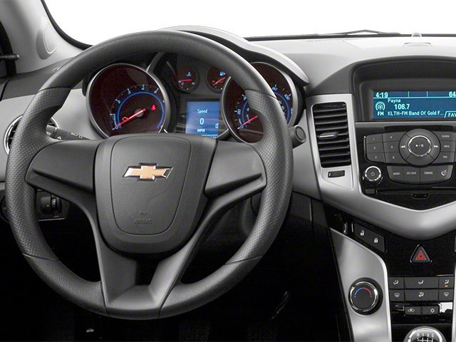 Used 2013 Silver Ice Metallic Chevrolet LS image 9