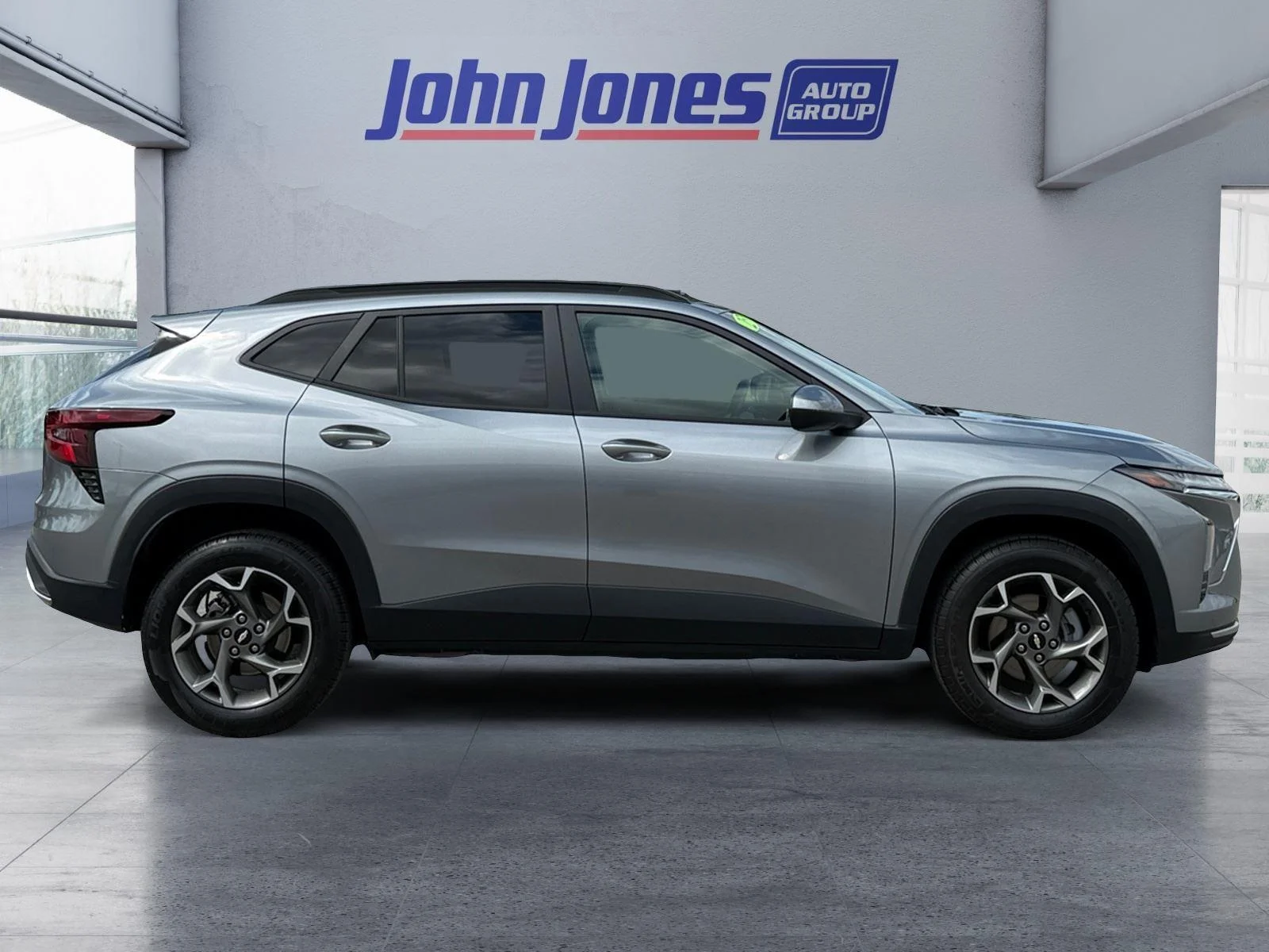 Used 2025 Sterling Gray Metallic Chevrolet LT image 6