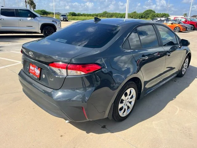 Used 2025  Toyota LE image 4