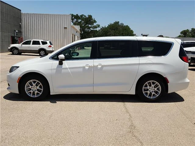 Used 2023 White Chrysler LX Passenger image 2
