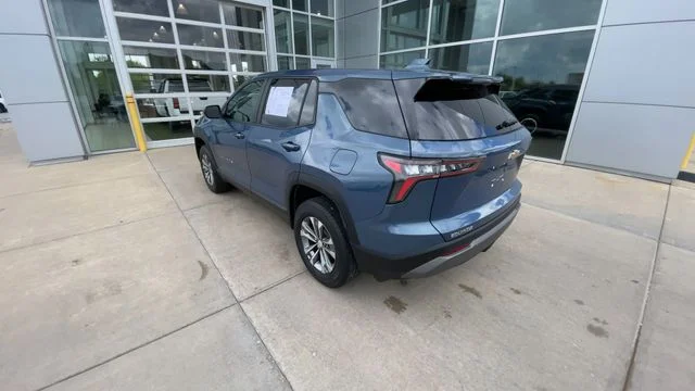 2025 Chevrolet Equinox LT - Photo 8