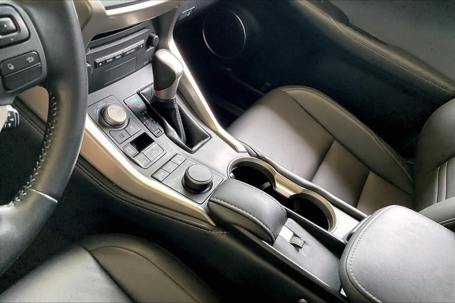 Used 2017 Atomic Silver Lexus  image 14