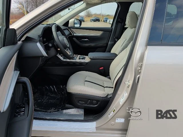 New 2026 Platinum Quartz Metallic Mazda Preferred AWD image 9