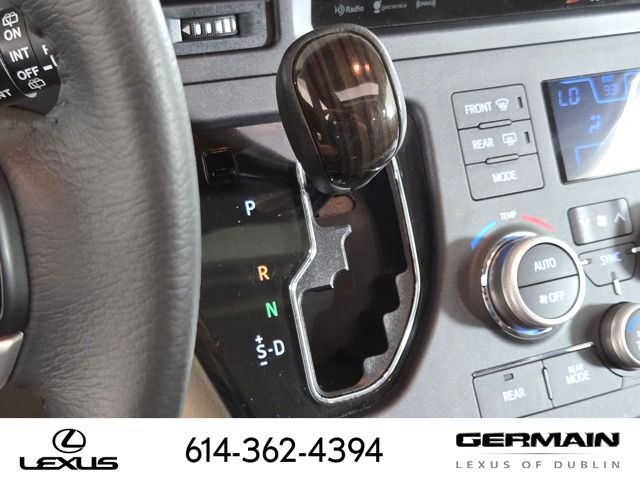 Used 2017 White Toyota XLE image 25