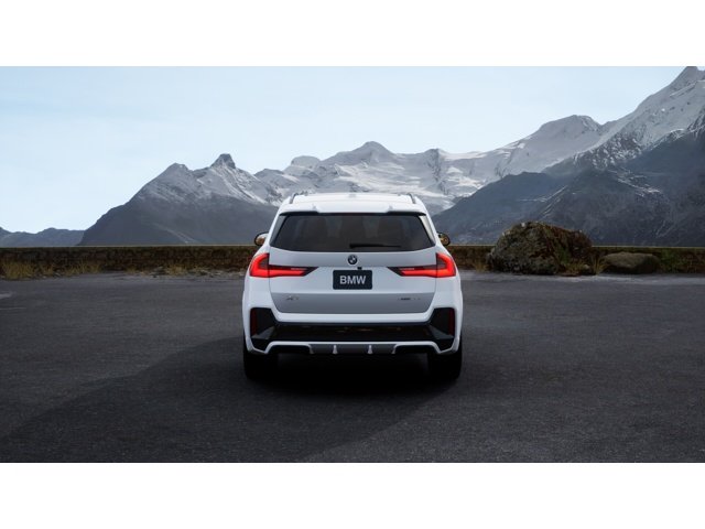 New 2026 Alpine White BMW xDrive28i image 5