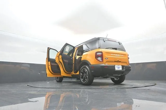 New 2026 Orange Fury Metallic Tri-Coat Ford Outer Banks® image 42