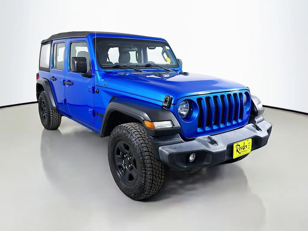 Used 2021 Blue Jeep Unlimited Sport image 4
