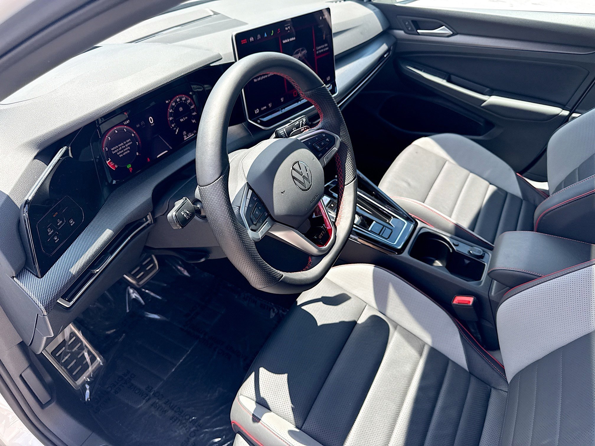 Used 2025 Opal White Pearl Volkswagen Autobahn image 25