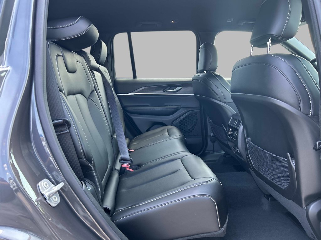 Used 2025 Gray Jeep Limited image 17