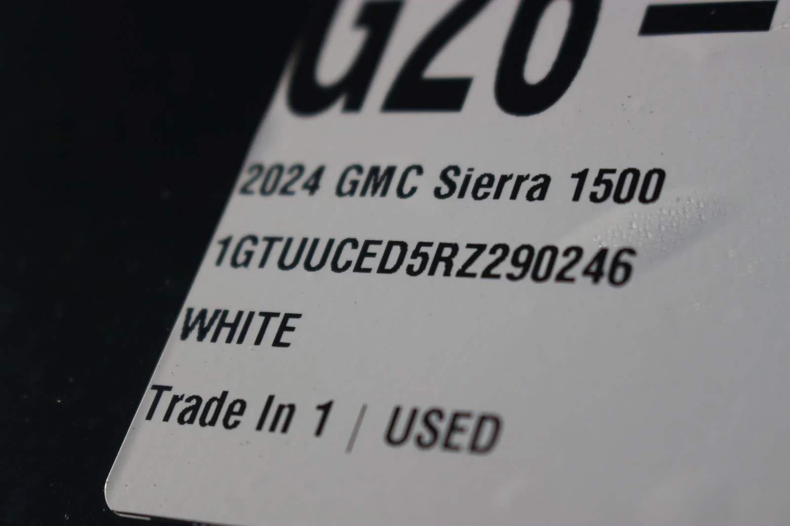 Used 2024 Summit White GMC Elevation image 40