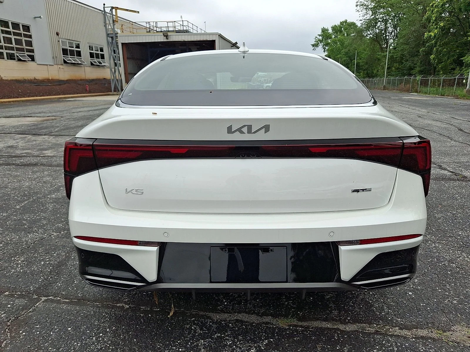 New 2026 White Kia GT-Line image 7